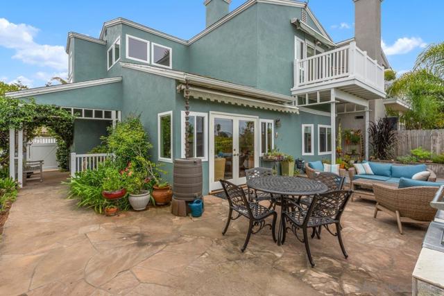 457 Arden Drive, Encinitas CA: https://media.crmls.org/mediaz/4d869808-787c-4593-bdd9-2e4f89989fe1.jpg
