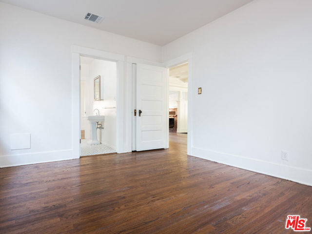 412 West Windsor Road photo 17