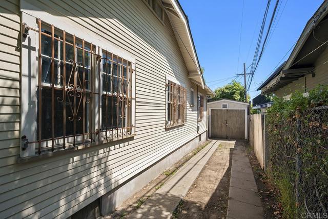 2227 Wightman Street, San Diego CA: https://media.crmls.org/mediaz/4d86e86b-c6fa-49f4-a482-4a23bcfe6de1.jpg