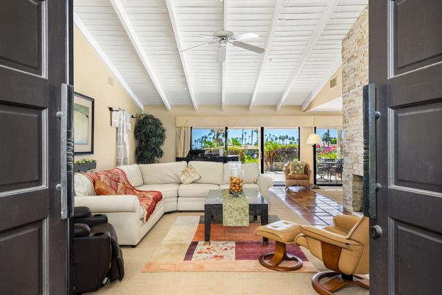 40480 Via Entrada, Rancho Mirage CA: https://media.crmls.org/mediaz/4d873efd-af28-4246-90c9-a3e46bb94a0a.jpg