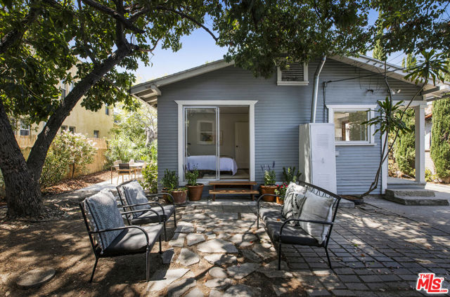 3865 Brunswick Avenue, Los Angeles CA: https://media.crmls.org/mediaz/4d89ed33-182c-42ea-8ed7-02798c28d375.jpg