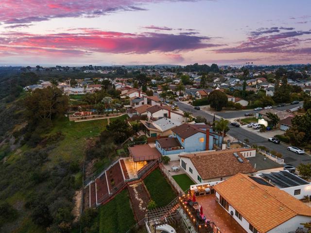 4460 Huggins St, San Diego CA: https://media.crmls.org/mediaz/4d8a35c5-e750-4df5-b0a8-d7d84d424854.jpg