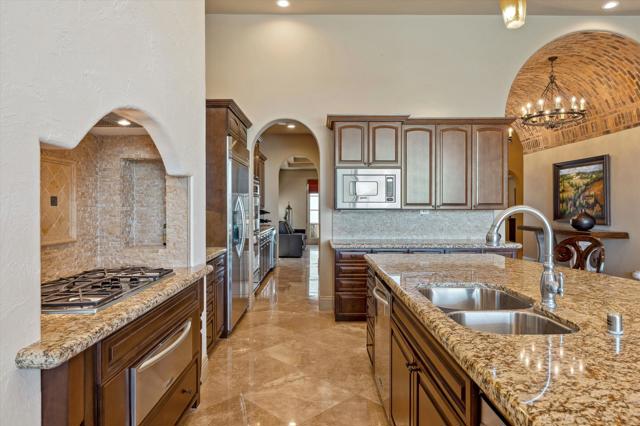 58440 Aracena, La Quinta CA: https://media.crmls.org/mediaz/4d8a4714-6922-49f3-96a0-c28bc96bdb4d.jpg