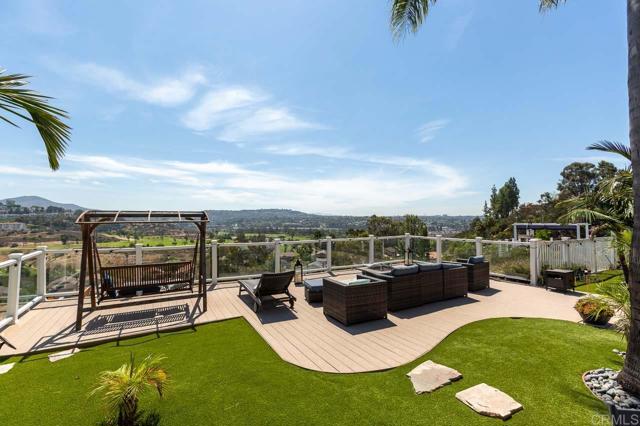 10667 Viacha Dr, Tierrasanta CA: https://media.crmls.org/mediaz/4d8becb7-36a4-4212-a5b5-bc91a9ffa5cb.jpg