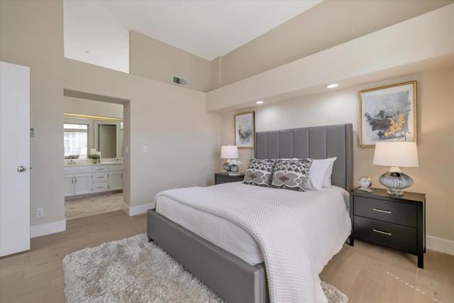 585 Shoal Circle,  CA: https://media.crmls.org/mediaz/4d8c6292-ca3f-456f-ba3b-b1b09c763c8f.jpg