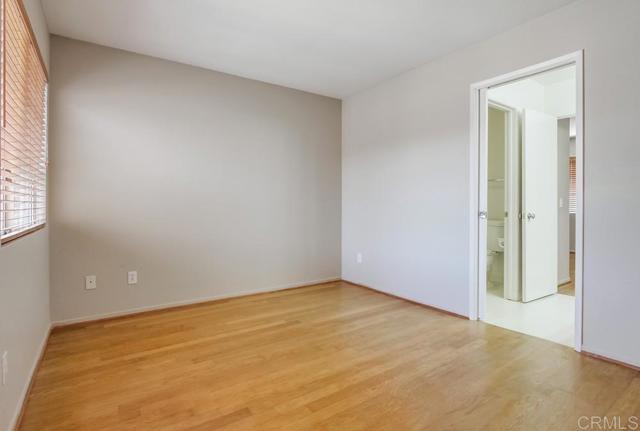 4620 Los Alamos Way, Oceanside CA: https://media.crmls.org/mediaz/4d8dbd82-b7fb-4eaa-86d3-32e6f9bb6546.jpg