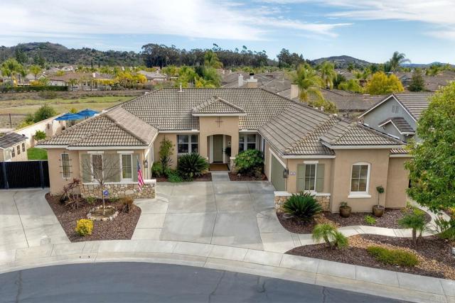 2682 Dundee Glen, Escondido CA: https://media.crmls.org/mediaz/4d8dcb04-931c-4cb6-bbb1-dc4139ee0ce4.jpg