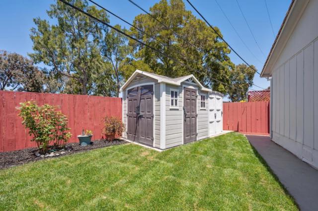 1633 Ark Street, San Mateo CA: https://media.crmls.org/mediaz/4d9107cc-178d-401e-8942-f8e33df7f557.jpg