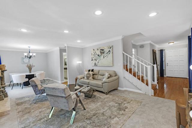 109 Oakland Place, Los Gatos CA: https://media.crmls.org/mediaz/4d91b0b9-51e8-4870-8c0d-92af7e73eaf1.jpg