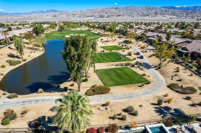 81708 Avenida De Baile, Indio CA: https://media.crmls.org/mediaz/4d933d6e-07db-4ffc-8370-af633f5cbaf0.jpg