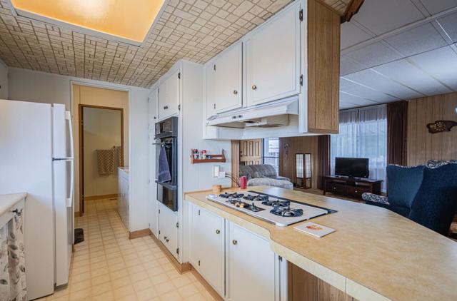 150 Kern Street, Salinas CA: https://media.crmls.org/mediaz/4d93e748-8b5c-48bd-86f7-35d1b5968015.jpg