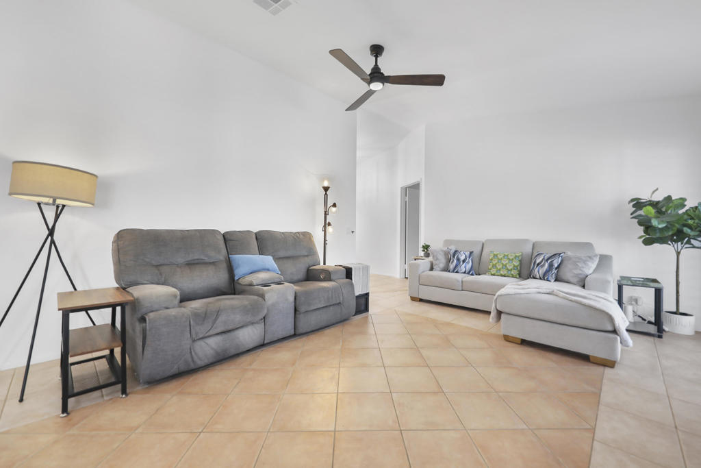 MLS #219138008DA image #4