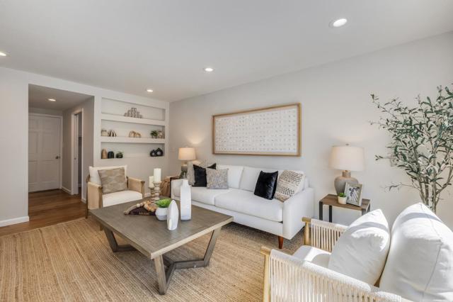 445 Biscayne Avenue, Foster City CA: https://media.crmls.org/mediaz/4d9478ff-4c19-4a83-9dc1-990da40c8564.jpg