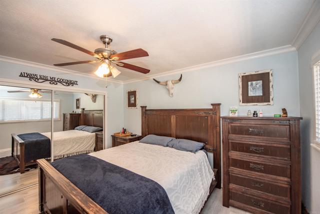 Detail Gallery Image 13 of 63 For 2094 Thibodo Ct, Vista,  CA 92081 - 3 Beds | 2 Baths