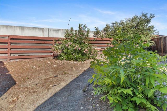 510 Sunnymount Avenue, Sunnyvale CA: https://media.crmls.org/mediaz/4d94a4b3-7ea2-4839-a6aa-e847c4af86e6.jpg