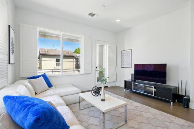 528 Odyssey Lane, Milpitas CA: https://media.crmls.org/mediaz/4d94ae79-2389-4baf-a519-818b88738bfe.jpg