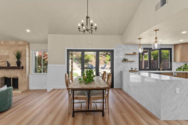 3565 Avenida Amorosa, Escondido CA: https://media.crmls.org/mediaz/4d94e46f-b3dc-4730-9c9f-99ae77e21516.jpg