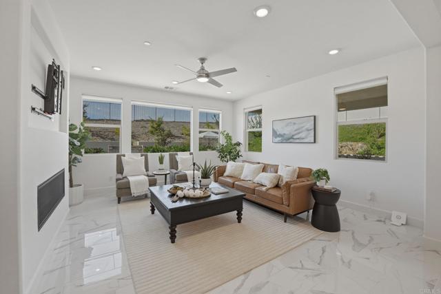 Detail Gallery Image 8 of 48 For 911 Lindbergh, San Marcos,  CA 92069 - 4 Beds | 4/1 Baths