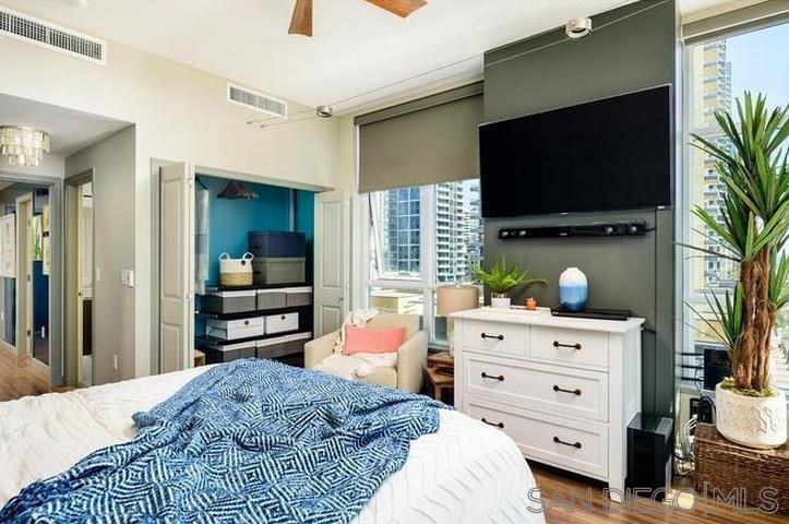 1431 Pacific Highway - photo 15