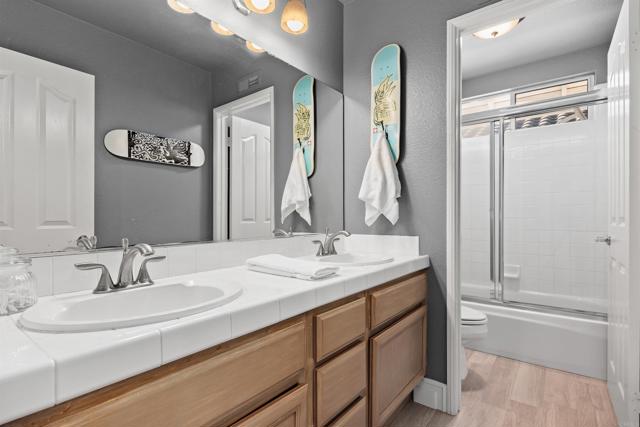 Detail Gallery Image 28 of 46 For 3337 Corte Verso, Carlsbad,  CA 92009 - 4 Beds | 3 Baths