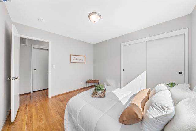36092 Blair Pl, Fremont CA: https://media.crmls.org/mediaz/4d9693f3-8923-4feb-9b6f-eafd746bb2c7.jpg