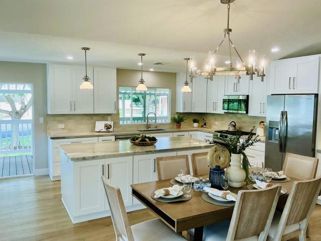 3445 Don Ortega Drive, Carlsbad CA: https://media.crmls.org/mediaz/4d971096-4231-4bd9-a589-0aa960f0a625.jpg