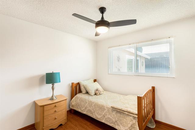 Detail Gallery Image 7 of 25 For 663 Charles Dr, Oceanside,  CA 92057 - 4 Beds | 2 Baths