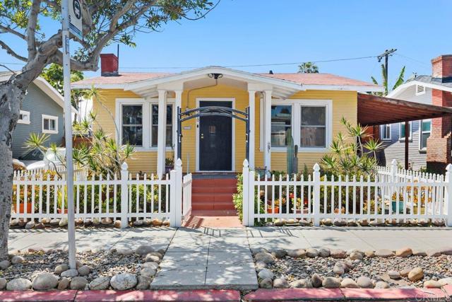 Detail Gallery Image 1 of 22 For 4570 Texas Street, San Diego,  CA 92116 - 2 Beds | 1 Baths