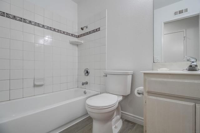 7460 Kamwood, San Diego CA: https://media.crmls.org/mediaz/4d9a326e-d388-4924-96b2-1981e10cc116.jpg