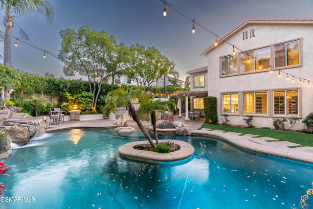 5302 Via Jacinto, Newbury Park CA: https://media.crmls.org/mediaz/4d9a8593-dcf0-43bc-8731-8ac4128c27f2.jpg