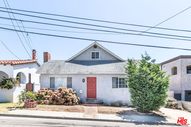 1232 1st Street, Hermosa Beach, California 90254, 0 ,Residential Income,Sold,1st,0,26835137