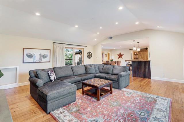 7409 Hihn Road, Ben Lomond CA: https://media.crmls.org/mediaz/4d9b4e1f-9433-49df-8ec2-2dda4cb20ce5.jpg