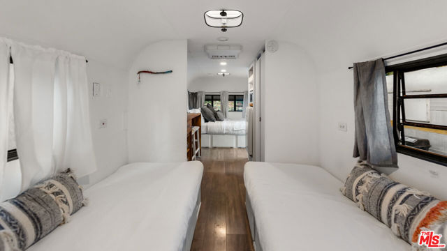 272 North Topanga, 3 photo 11