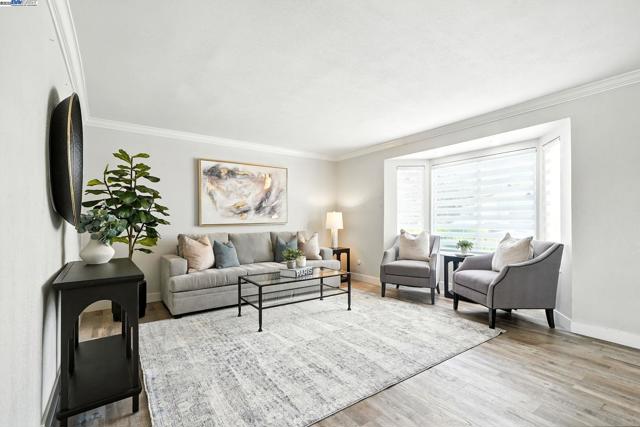 824 Royal Ann Ln, Concord CA: https://media.crmls.org/mediaz/4d9c21b8-f0b2-4ddd-b0ae-3a18e0341445.jpg