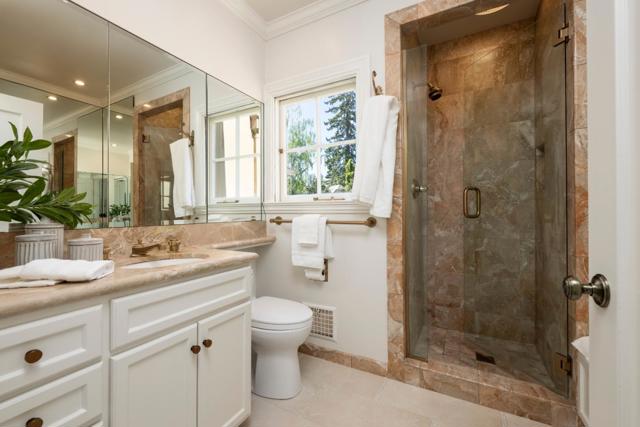 526 W Poplar Avenue, San Mateo CA: https://media.crmls.org/mediaz/4d9c3092-1e08-4d00-a8b3-65460abea528.jpg