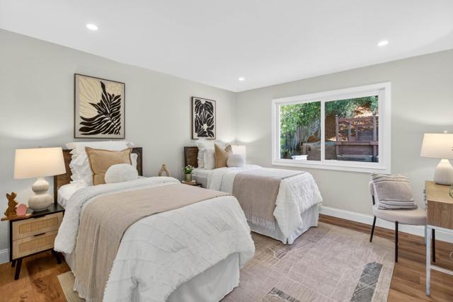 Image 23 of 37 For 10471 Scenic Boulevard