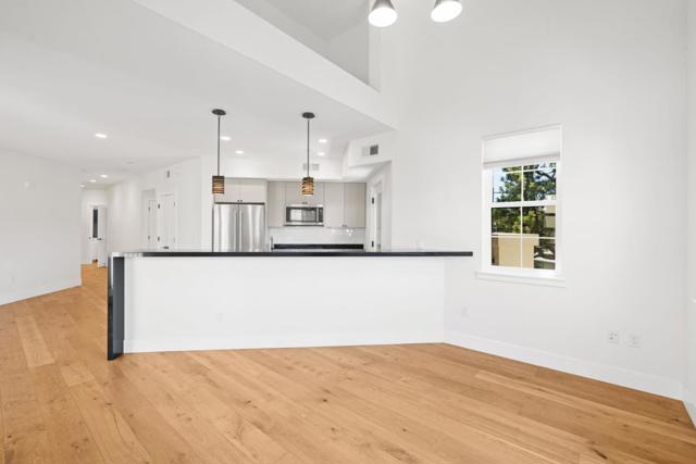 777 Walnut Street, San Carlos CA: https://media.crmls.org/mediaz/4d9d97c9-8232-4579-91b1-b18054c54436.jpg