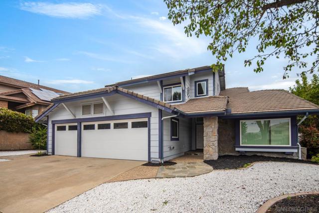 13358 Twin Circle Ct, Poway CA: https://media.crmls.org/mediaz/4d9e0a16-8125-427d-82ea-fdabfd0c65ad.jpg