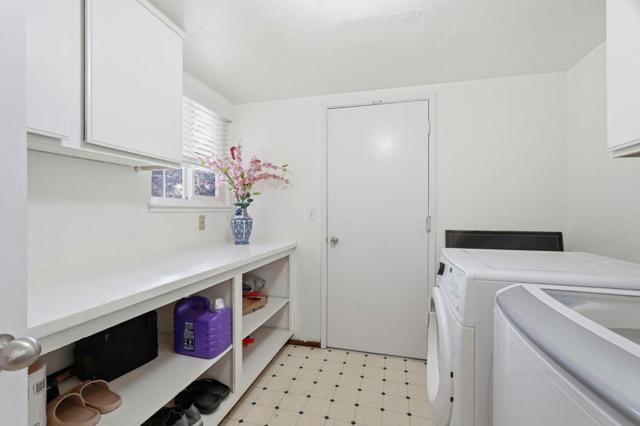 2878 Glen Ascot Way, San Jose CA: https://media.crmls.org/mediaz/4d9e5a7f-ec13-4309-945e-d20c86dbf8b5.jpg