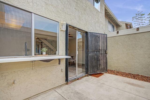 Detail Gallery Image 30 of 36 For 3025 Iris Ave #B,  San Ysidro,  CA 92173 - 3 Beds | 2/1 Baths