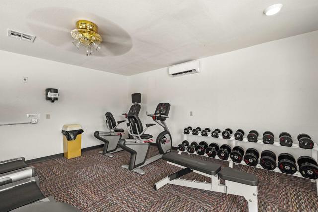 Detail Gallery Image 32 of 40 For 2400 W Valley Pkwy #35,  Escondido,  CA 92029 - 4 Beds | 2 Baths
