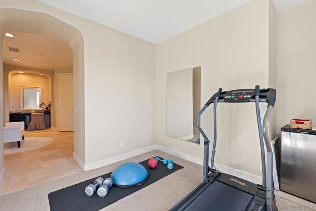 17117 Tallow Tree Lane, San Diego CA: https://media.crmls.org/mediaz/4d9fdd59-5ec5-4974-bfe8-e8fd2f8f5c14.jpg