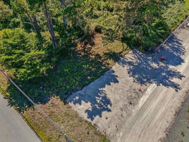 430 Marine Boulevard, Moss Beach CA: https://media.crmls.org/mediaz/4da050ad-8d10-4907-b9c9-81b0cfe4e1fb.jpg