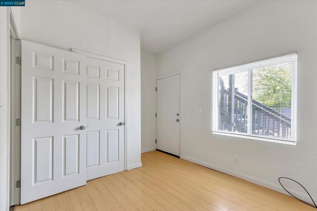 Image 19 of 59 For 1717 12th Street