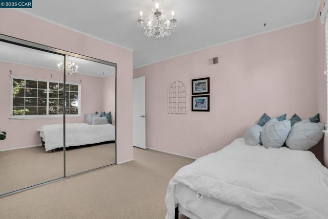 102 Monasterio Ct, San Ramon CA: https://media.crmls.org/mediaz/4da159cd-87a8-4f63-a8db-e87c549f920b.jpg