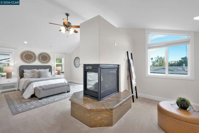 Image 23 of 53 For 367 Mt Washington Way