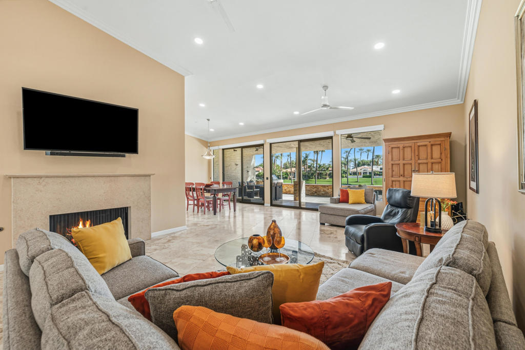 MLS #219138381DA image #30