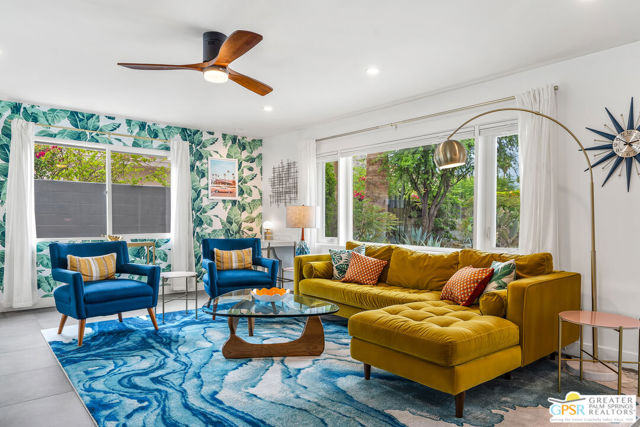 281 E Ocotillo Avenue, Palm Springs CA: https://media.crmls.org/mediaz/4da333f3-4aa1-4405-b8e8-790ace2bc500.jpg