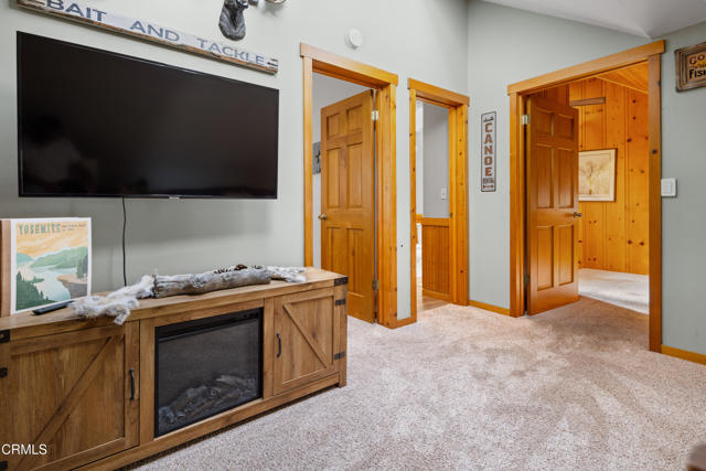 54186 Road 432, Bass Lake CA: https://media.crmls.org/mediaz/4da3b1c9-40c8-4bb9-9be5-aeb91651319d.jpg