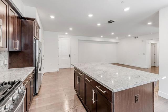 380 Riesling Avenue, Milpitas CA: https://media.crmls.org/mediaz/4da3d97b-6aa6-447b-8141-274aaf0d3827.jpg
